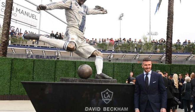 Beckham are statuie în fața stadionului lui Los Angeles Galaxy - a20190303t045051z1361786287nocid-1551620421.jpg