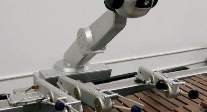 Și roboților le place jazz-ul - a2e4e331c972b69c464abdec8293a86a.jpg