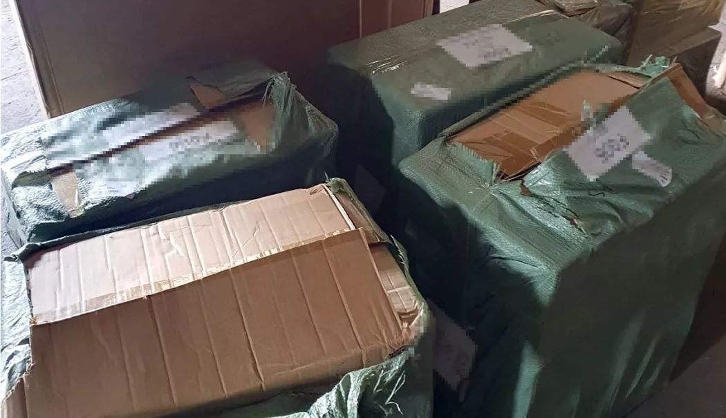 Captură uriașă în Port. Mii de perechi de încălțăminte au fost ridicate - a3072f49b7ca4120a8208e24a3afb715-1776691995.webp
