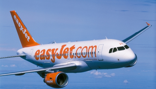 PANICĂ ÎN AER. Un avion de pasageri a declarat stare de urgență - a319photo002-1478519885.jpg