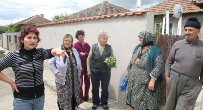 O mamă a încercat să-i taie gâtul propriului copil cu flexul - a428efa6c2e5d07d17174ff9563d9e98.jpg