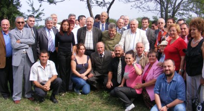 Istorici constănțeni la moșia lui Barbu Catargiu, prim ministrul lui Cuza Vodă - a458815a2e9f6c8099390b770a7be4e2.jpg