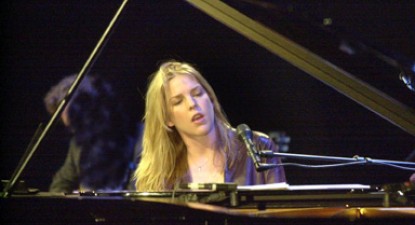 Diana Krall are pretenții bio înainte de concertul de la București - a61443ca6c59e6de9111386155bb406c.jpg