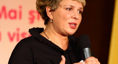 Teo Trandafir ar putea fi externată în curând - a82aa592bcb18927be6f9a65db1f7c06.jpg