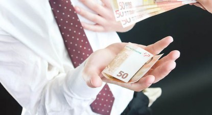 IMM-urile autohtone – sprijinite pe hârtie, taxate la greu în practică - a8838aaf2784460269f4b5c96b4ffbfa.jpg