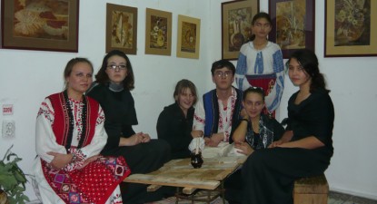 Orașul Techirghiol, pictat în flori presate, la Galeriile 