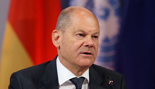 Furtună politică la Berlin: Olaf Scholz a aruncat la gunoi documente confidențiale, inclusiv de la summit-ul G7