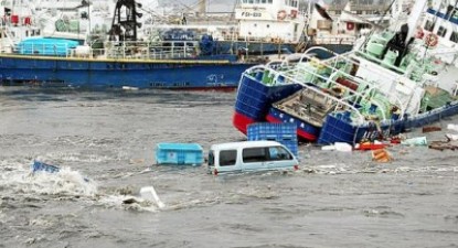 Peste 3.000 de nave, în calea tsunami japonez - aa112a1fe7d61b0ac43b3d928256ec0d.jpg