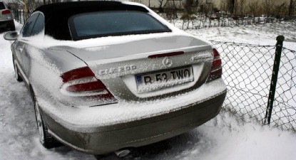 O limuzină a lui Bamburic a fost ridicată, ieri, de executorii judecătorești, din zona Faleză Nord - aa51a56a6357787d81e5913d67f35bd4.jpg