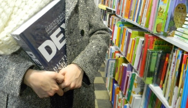 Află care sunt cele mai furate cărți din librării - aaa-1359715049.jpg