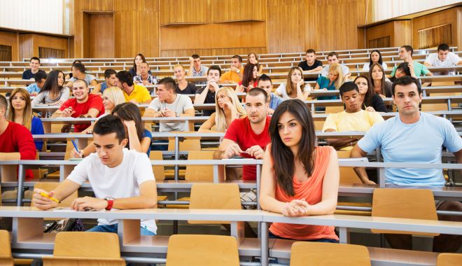 De ce renunță tinerii la facultate? Universitățile pierd sute de studenți an de an - abandonuniversitate32-1566735109.jpg