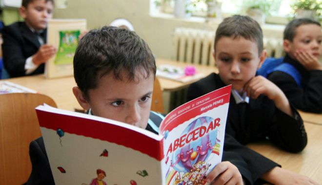 NU vom mai avea manuale unice! CCR: Legea privind Editura Didactică și Pedagogică, neconstituțională - abc-1524146363.jpg