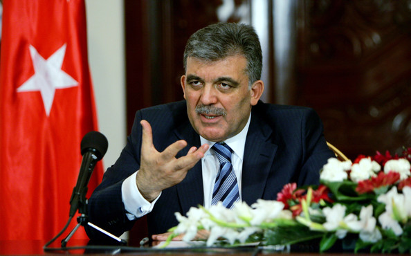 Turcia vrea în continuare să adere la UE, în pofida crizei din Zona euro - abdullahguel4763-1321797530.jpg