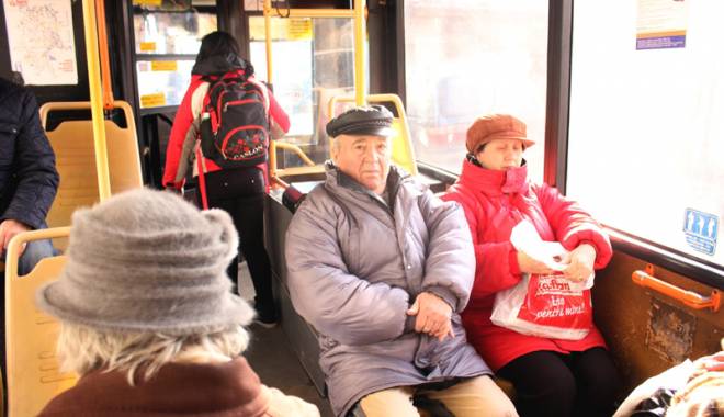 Abonamentele RATC pentru pensionari, date odată cu pachetele alimentare - abonamenteleratc-1421355800.jpg