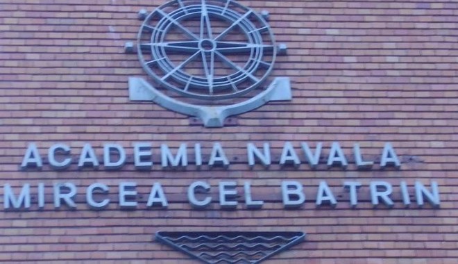 La Academia Navală se discută despre energii regenerabile - academia-1331732901.jpg