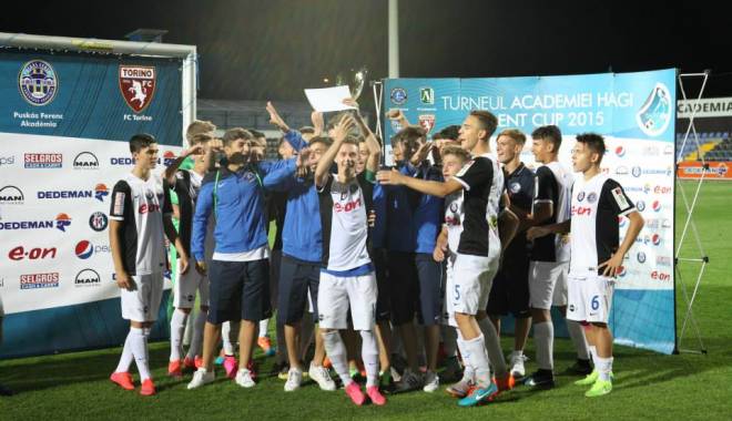 Fotbal: Academia Hagi a cucerit trofeul Talent Cup - academia-1440750027.jpg