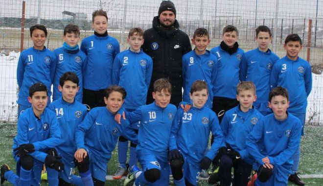 Academia Hagi 2006 a încheiat pe locul trei, la Brașov Cup - academia-1519748804.jpg