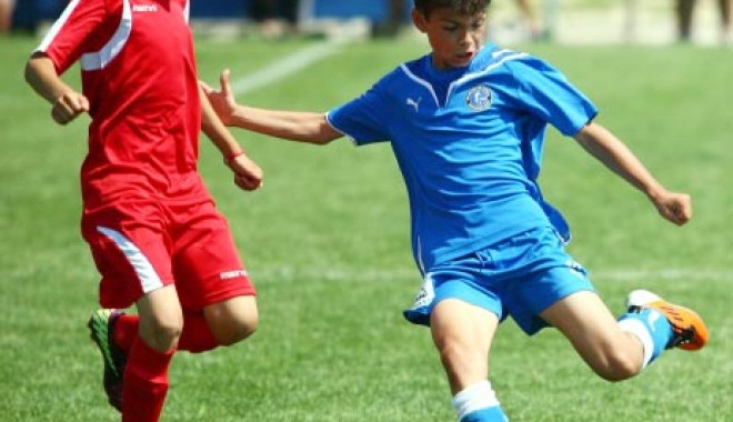 Memorialul Iosif Bükkösi a fost câștigat de LPS Pitești - academiahagi-1308845394.jpg
