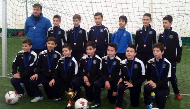 Academia Hagi a luat bronzul la 
