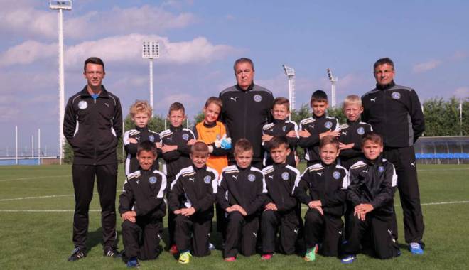 Academia Hagi, câștigătoarea locului 2  la Crâng Trophy Buzău - academiasursafototacademiahagiro-1415123349.jpg