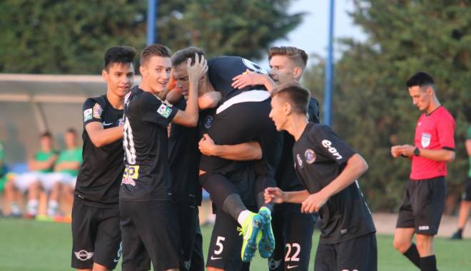 Fotbal: Academia Hagi, se menține pe primul loc la Talent Cup - academie-1440577119.jpg