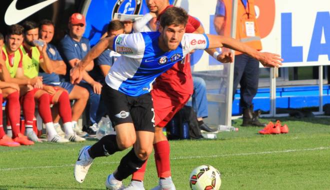 Fotbal: Trei jucători ai Academiei, titulari în meciul România U21 - Țara Galilor - academie-1447840555.jpg