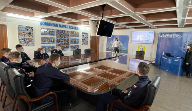 Studenții polonezi care studiază la Academia Navală s-au conectat la viața culturală a Constanței - academie-1646050645.jpg