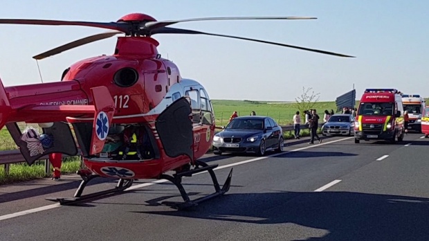 Accident grav pe pe autostrada Sibiu - Orăștie: opt victime - acc-1533470109.jpg