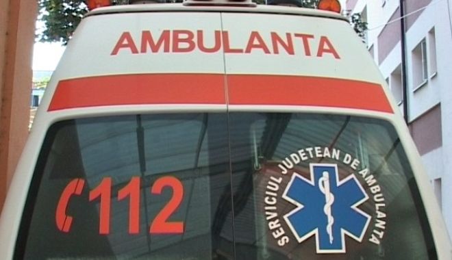 O fată de 12 ani care traversa calea ferată cu căști în urechi, accidentată de tren - acc-1571755843.jpg
