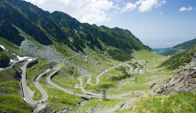 ​Accident rutier grav pe Transfăgărășan! Un mort și doi răniți - acc-1595144796.jpg