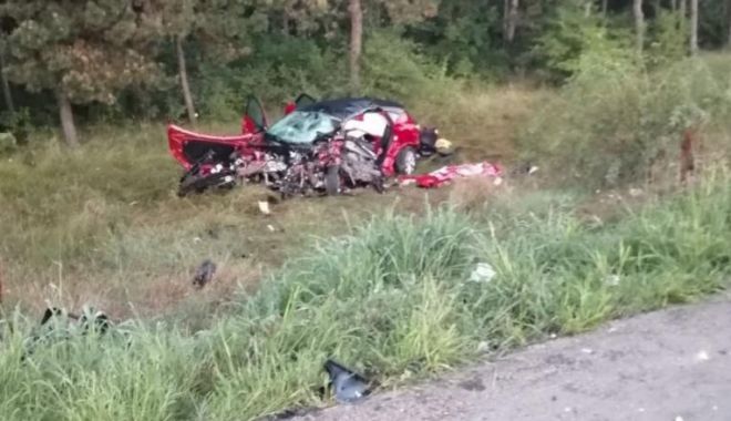 Un tânăr care ar fi vrut să se sinucidă a provocat un accident cu trei morți - acc-1595933976.jpg