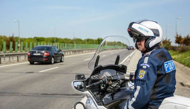 ACCIDENT CU CINCI MAȘINI pe Autostrada Soarelui. Coloană de mașini de 3 kilometri - acc-1596870578.jpg