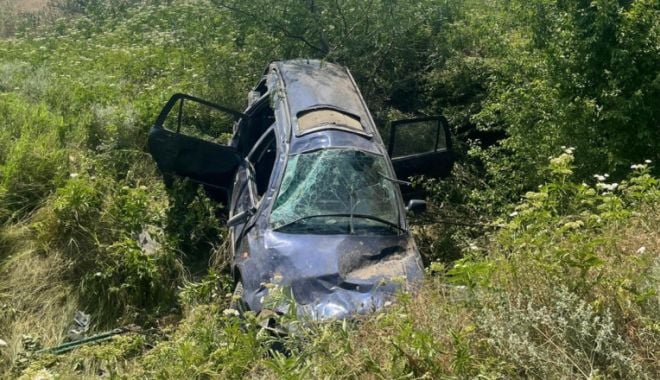 ACCIDENT RUTIER GRAV provocat de un șofer beat. Un bărbat a murit, 4 oameni au ajuns în spital - acc-1625930759.jpg