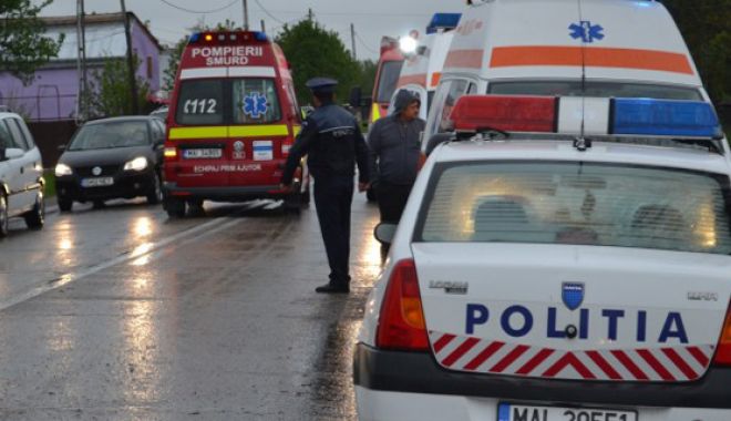 Accident rutier la ieşire din Constanţa. ȘASE maşini implicate - acc-1640590369.jpg