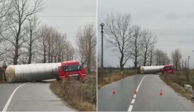 Pericol mare de explozie! Cisternă încărcată cu o substanță periculoasă, răsturnată - acc-1642663557.jpg