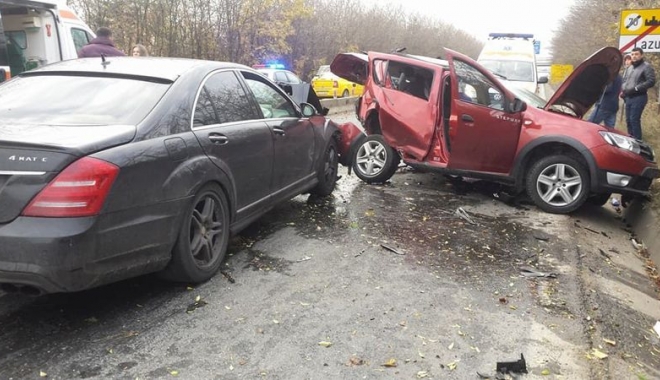 Tragedia rutieră din Lazu. Un amănunt esențial: accidentul s-a petrecut în interiorul localității, nu în exterior! - acc1-1516607888.jpg