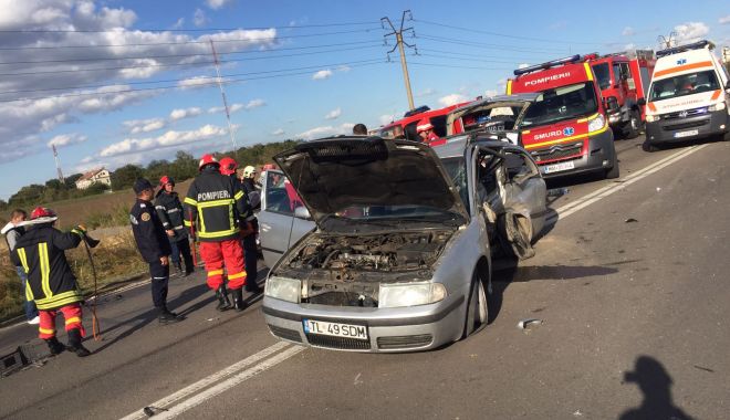 Accident grav la ieșire din Constanța! Mai multe ambulanțe sunt la fața locului - acc1-1537970848.jpg