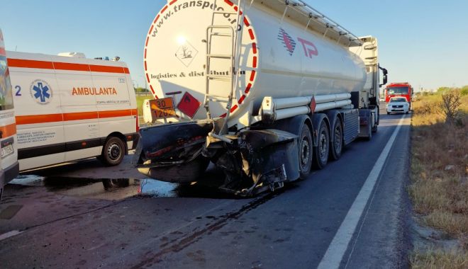 Accident între o cisternă şi un autoturism, la Năvodari. TREI VICTIME, un bărbat a decedat! - acc20-1658295696.jpg