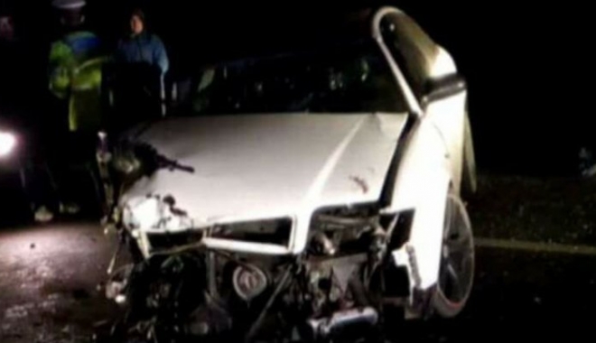 Cumplit accident rutier / DOI TINERI MORȚI, ALȚI ȘASE RĂNIȚI - acc2mediassibiu37776400-1482823556.jpg
