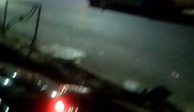 FOTO. Accident grav azi-noapte în Constanța! O mașină a căzut într-o groapă - acc4-1535527062.jpg