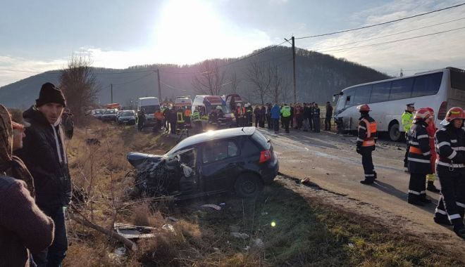 NOI SCUMPIRI LA RCA! ASF majorează tarifele de referință pentru polițele obligatorii auto - acc51513613862-1519377425.jpg