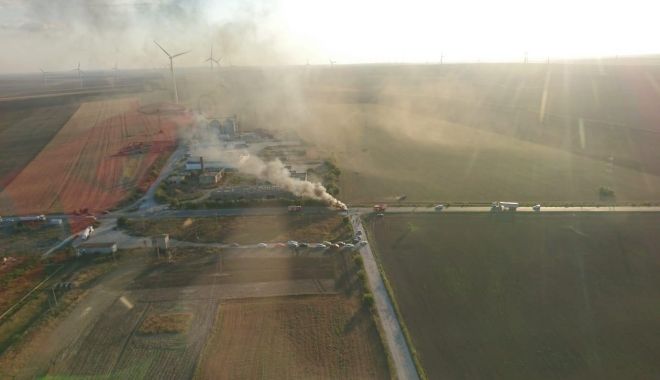 FOTO / ACCIDENT RUTIER GRAV la Constanța. O motocicletă a luat foc. DOUĂ PERSOANE AU DECEDAT - accc-1567784793.jpg