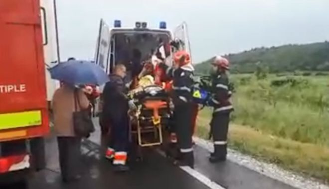 VIDEO / Plan Roșu de intervenție după un ACCIDENT GRAV! Circulația, blocată complet! - accharghita-1528118930.jpg