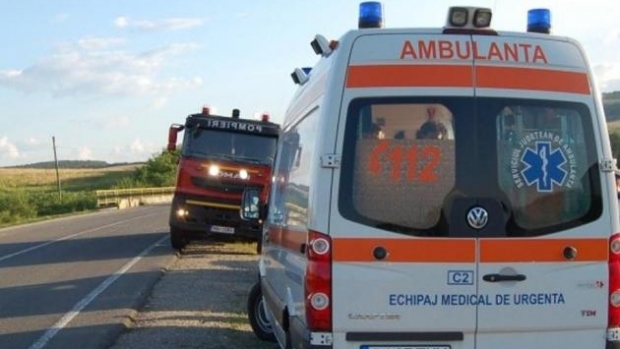 GRAV ACCIDENT DE MICROBUZ. NOUĂ VICTIME - acci13789372200-1466270528.jpg