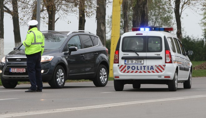 Accident rutier pe strada Dezrobirii - accident-1321258585.jpg