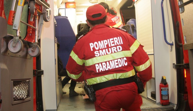Bebeluș de șase luni, rănit într-un accident rutier - accident-1349390097.jpg