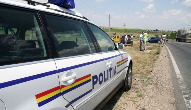 Impact nimicitor: un mort și doi răniți grav! - accident-1350488143.jpg