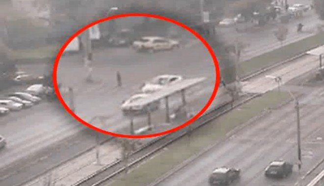 Diplomatul rus implicat în accident, rechemat de urgență în Rusia - accident-1351091528.jpg