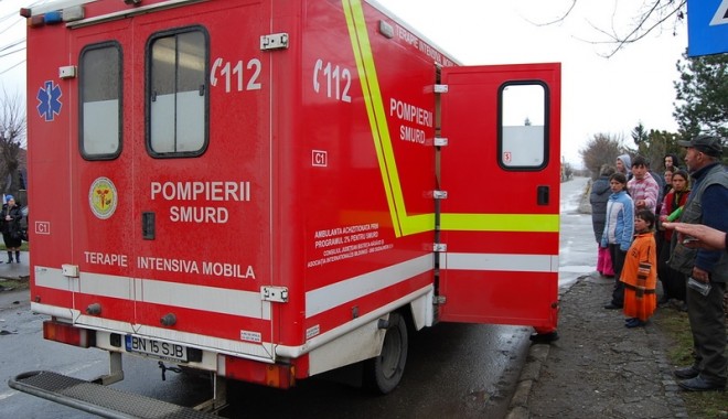 Accident rutier grav. Trei persoane au murit după ce mașina în care se aflau a fost spulberată de un tren - accident-1367070078.jpg
