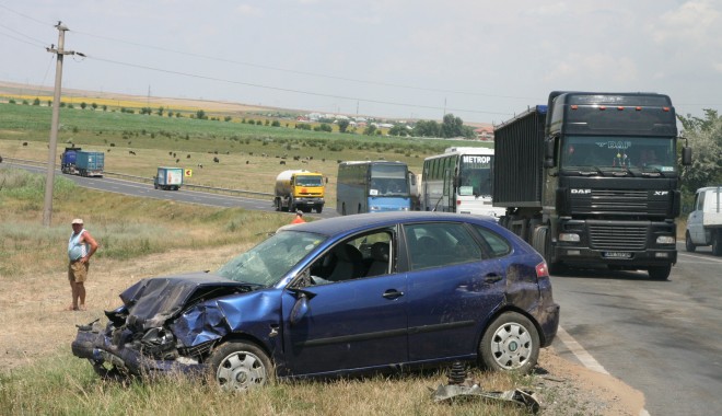 Iată care este istoricul accidentelor zilei de 26 iunie - accident-1372230775.jpg